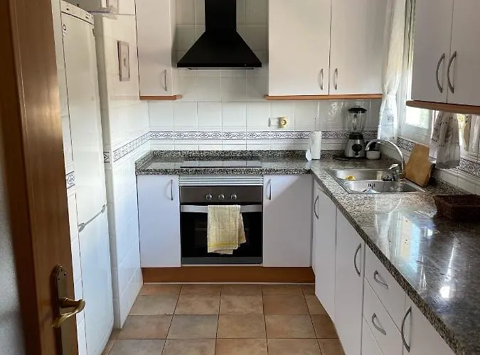 Precioso Junto Al Mar En